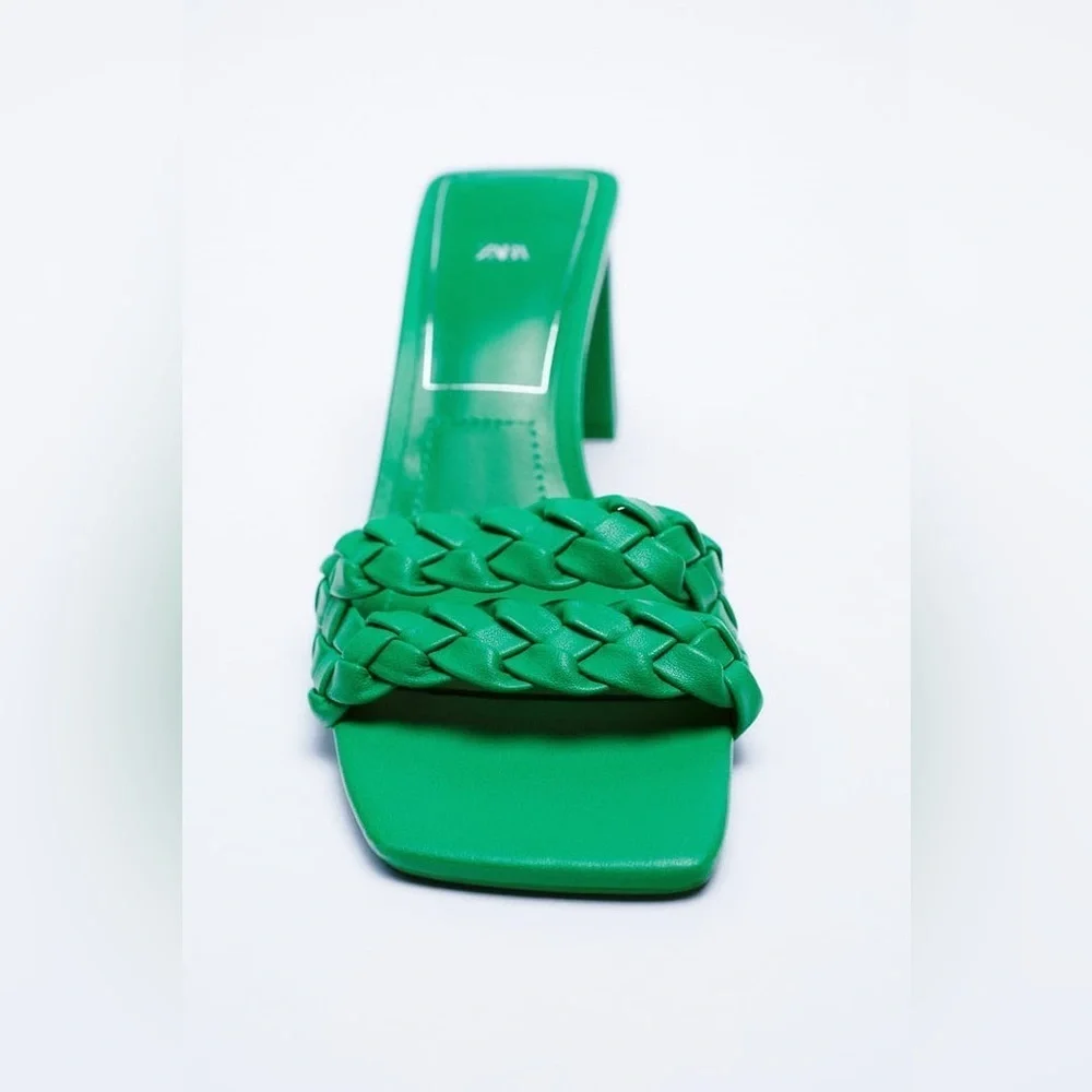 NWT. Zara Green Heeled Sandals with Front Woven Straps. Size 9. - Picture 4 of 6
